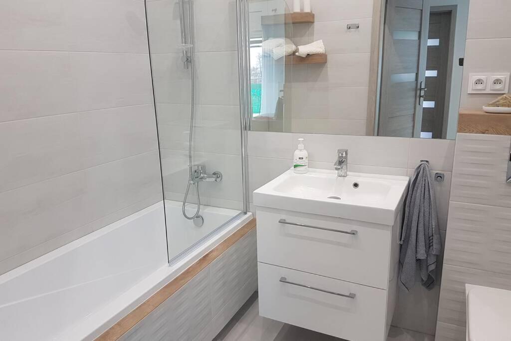 Komfortowy Nowoczesny Apartament Kustronia Z Garazem Balkonem Wanna 비엘스코-비아와 외부 사진